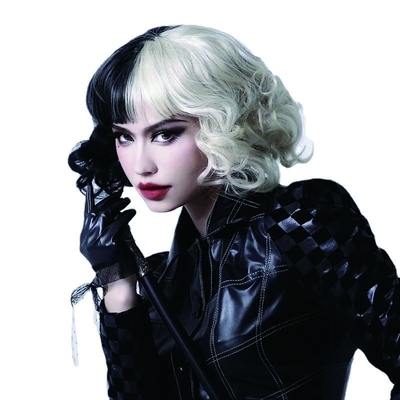 Kurze, sprunghafte, lockige Haare Perücke Weiß und Schwarz Cruella Cosplay Wärmebeständige Faser