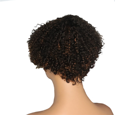 Hellbraune Afro lockige Perücke Kutikel ausgerichtet kurze Pixie Schnitt menschliche Haare Perücke mit Knallen