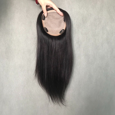 18 Zoll europäische natürliche echte freie Teile Seidenbasis menschliches Haar Clip in Topper für Frauen
