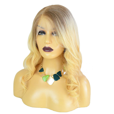 100% menschliches Haar lockiges, volltransparentes, schweizerisches, dünnes, hochwertiges Spitzen, Luxusperücken für weiße Frauen